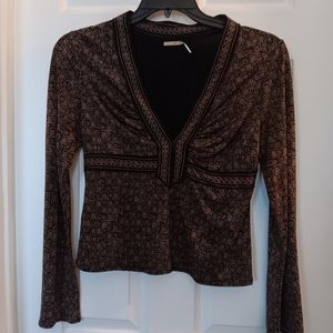 Max Studio Medium Stretchy Blouse.